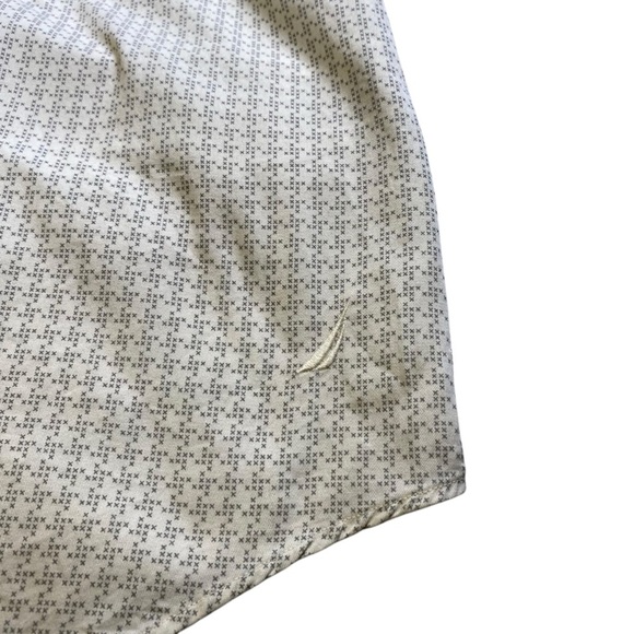 Nautica Green/Grey &White Design Button Down, L - Picture 7 of 9